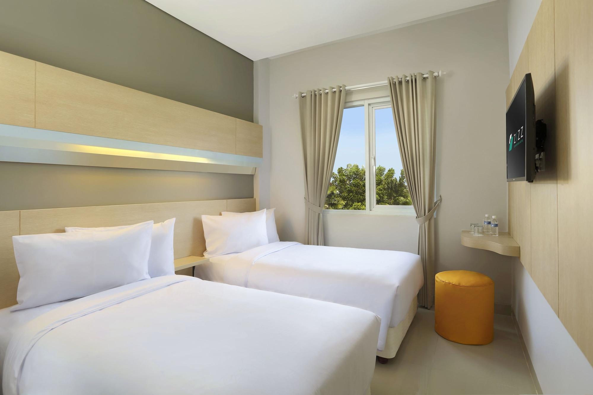 Zizz Convention Hotel Denpasar  Exterior photo