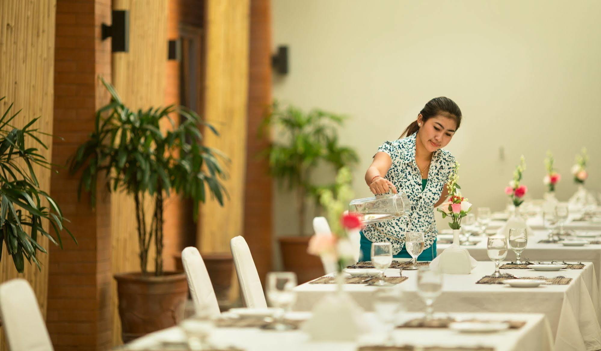 Zizz Convention Hotel Denpasar  Exterior photo